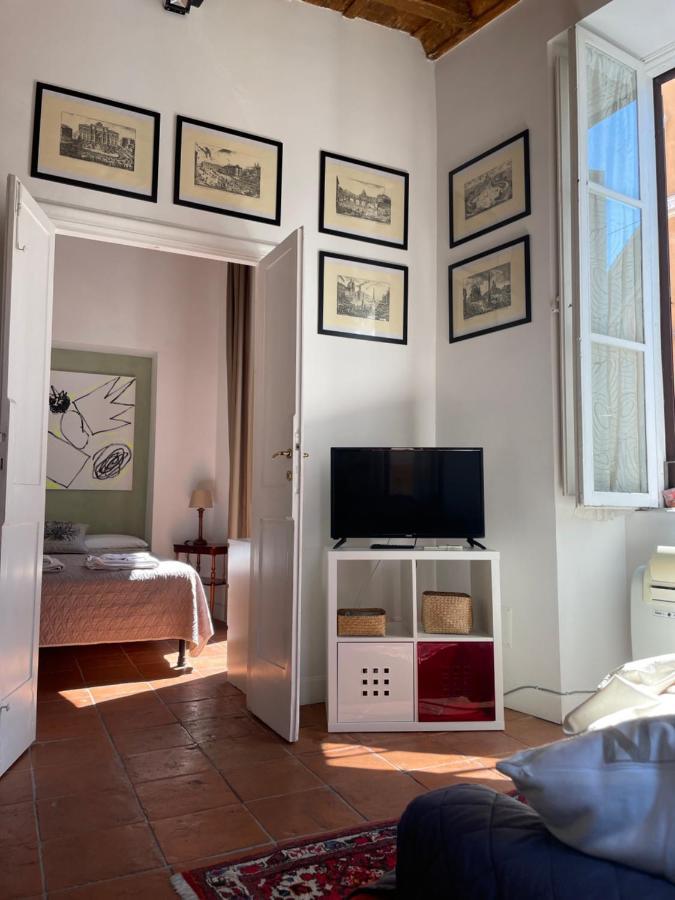 Luminoso Appartamento In Centro Storico โรม ภายนอก รูปภาพ