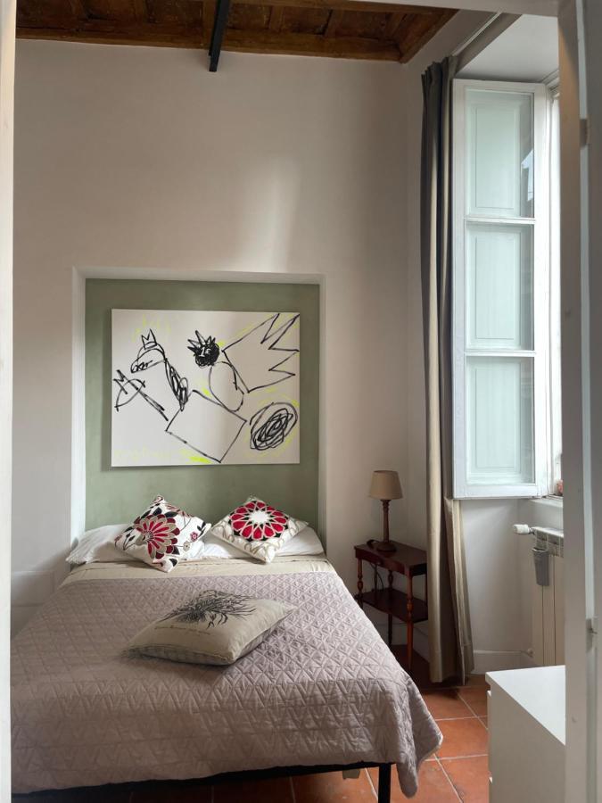Luminoso Appartamento In Centro Storico โรม ภายนอก รูปภาพ